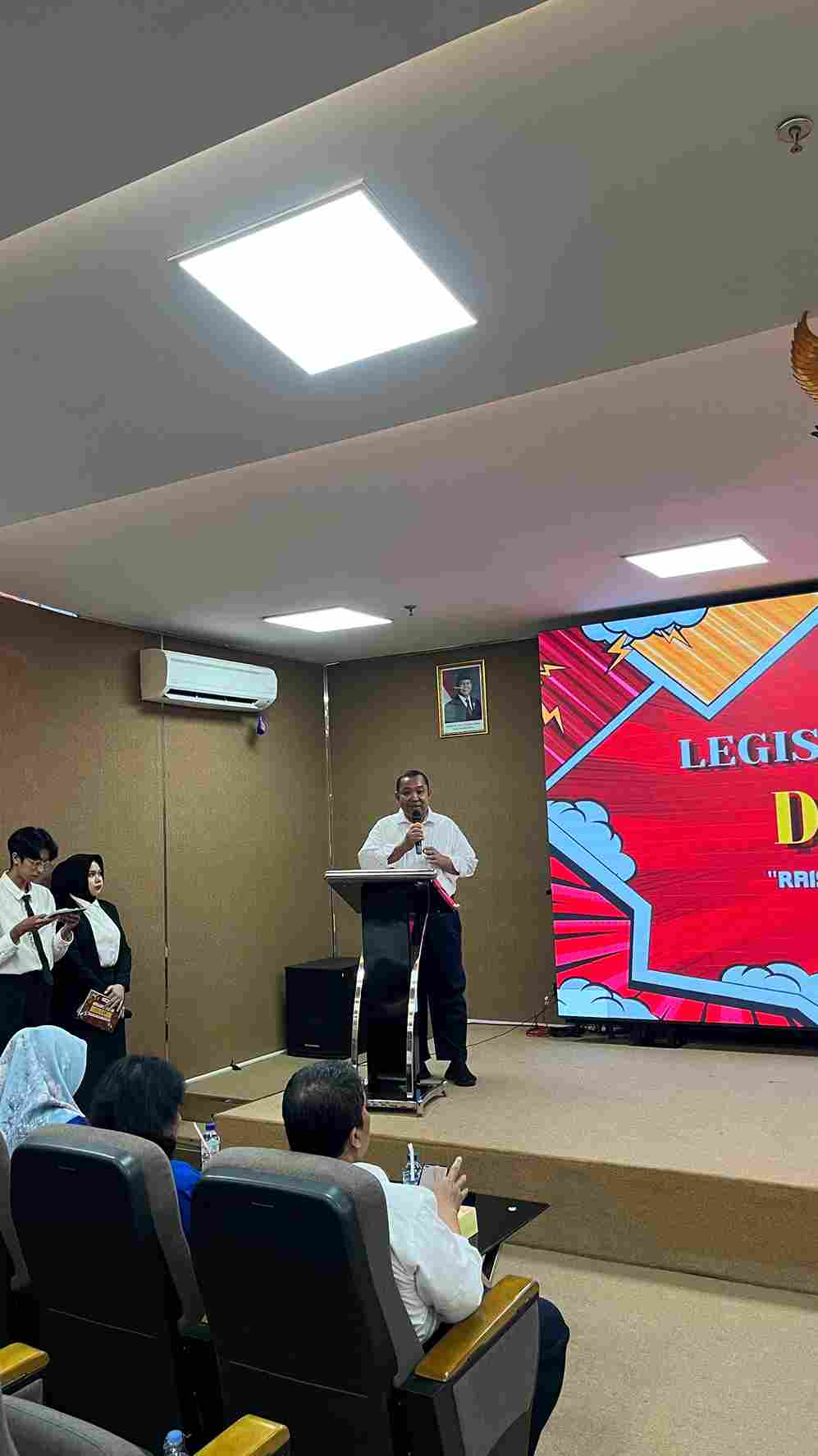 Sambutan Dekan FEB